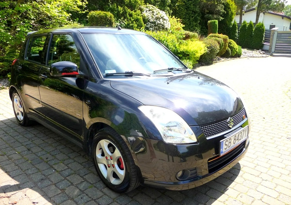 Suzuki Swift cena 13900 przebieg: 211000, rok produkcji 2005 z Jelcz-Laskowice małe 407